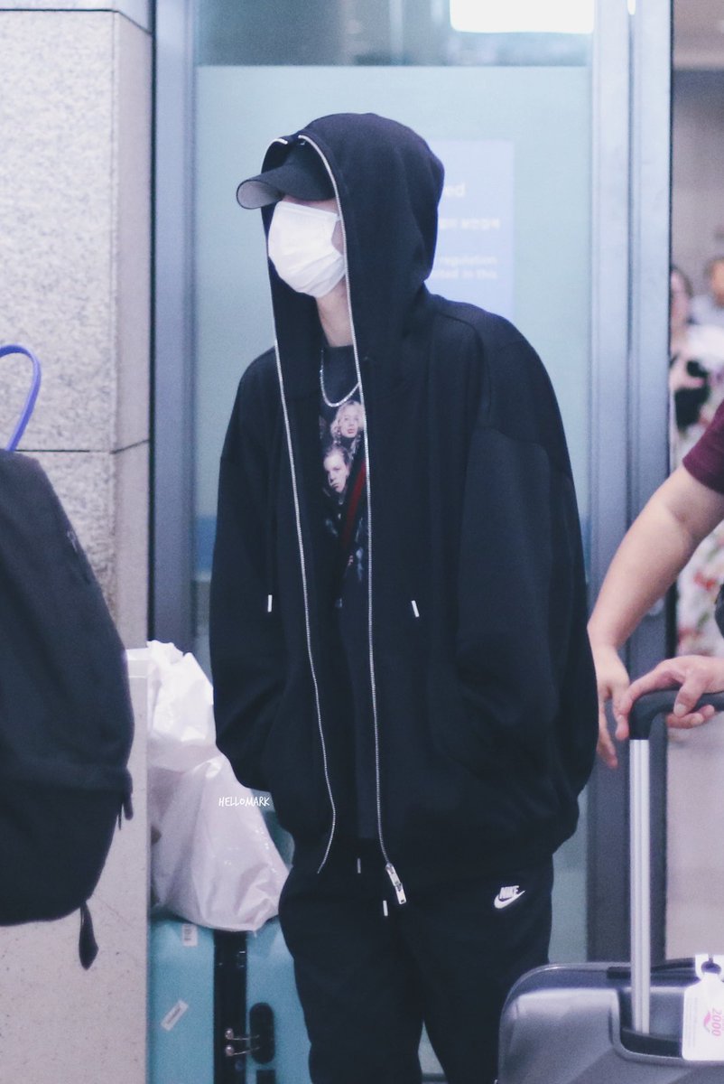 hellomark0904's tweet image. 191001 인천입국 #마크 🧢💗수고마나썽💚 #GOT7 #MARK #갓세븐
