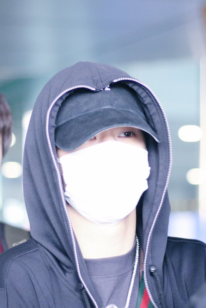 hellomark0904's tweet image. 191001 인천입국 #마크 🧢💗수고마나썽💚 #GOT7 #MARK #갓세븐