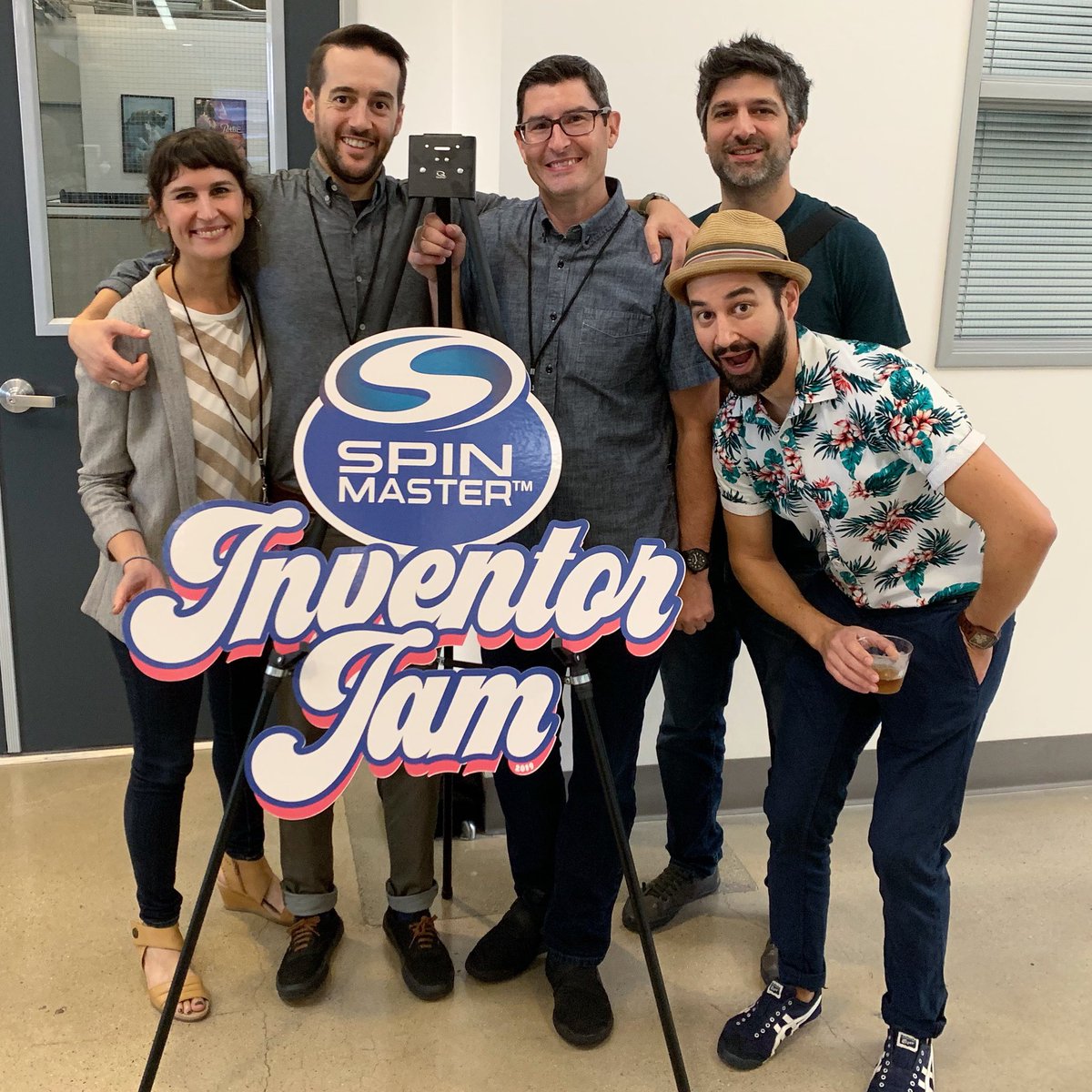 GalacticSneeze's tweet image. Honored to have been invited to the @SpinMaster Inventor Jam in LA! Awesome seeing former toy industry colleagues who are rocking it over there! #toyinventor #gameinventor #inventors #toys #games