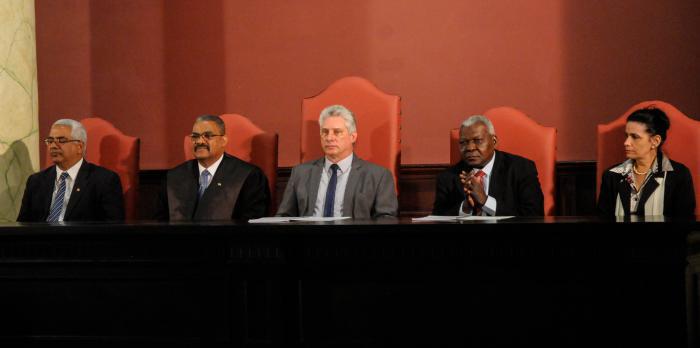 comparative_gov's tweet photo. 4. Cuba does have a judicial branch that is independent from the executive branch, as its members are chosen by the National Assembly. But it is worth noting that the branch is still, nonetheless, headed by the country's president, Miguel Diaz-Canel. https://t.co/ZexYWGc3KU