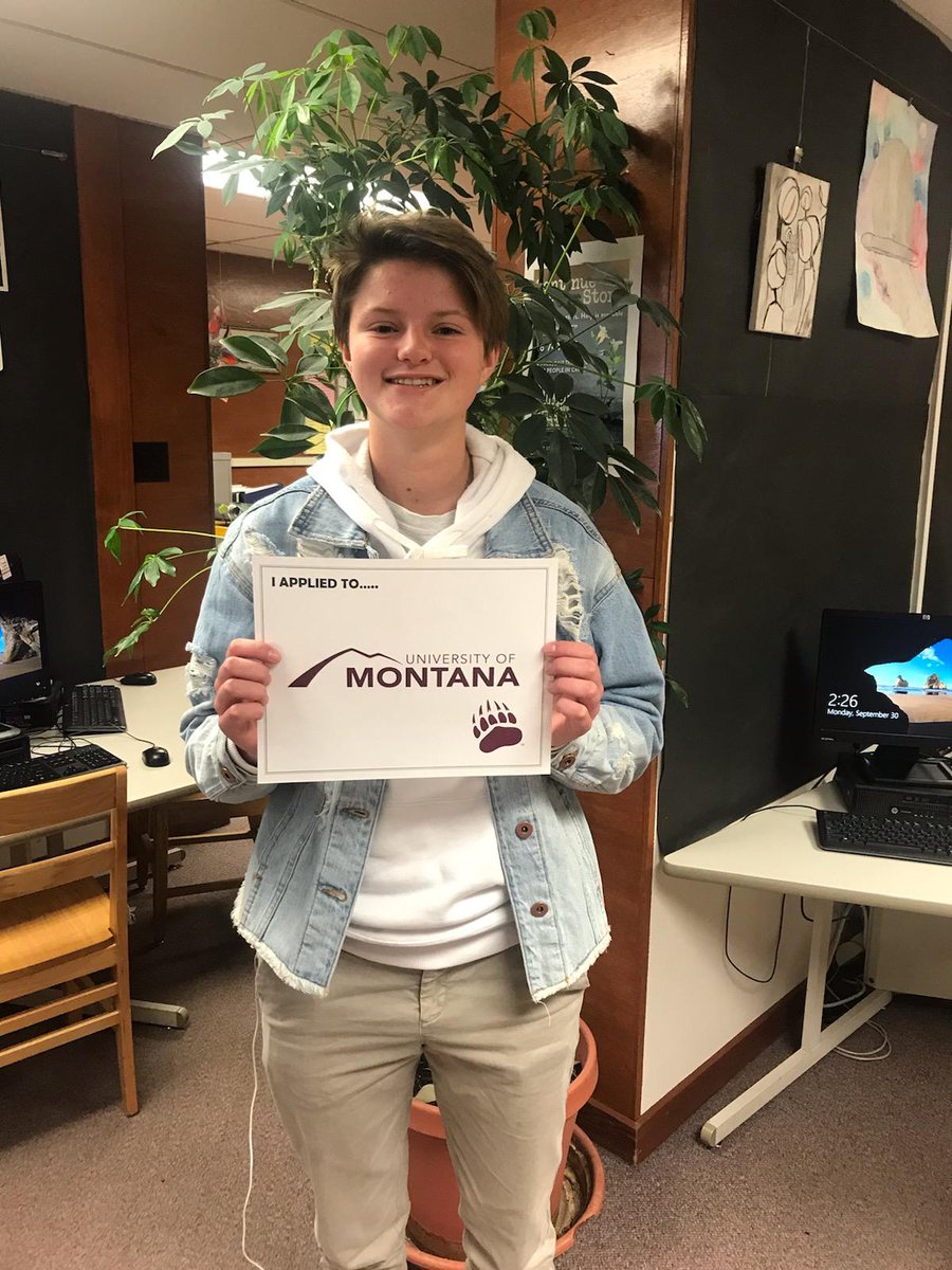 helena_high's tweet photo. Day one of College Application Week in the books. Four more days to stop by the HHS Library to submit a free admissions application to a Montana college. #BeAGraduate #ProudToBeABengal https://t.co/qTkWkyeEFg