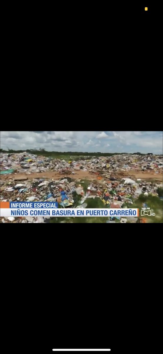 VickyDavilaH's tweet photo. Presidente @IvanDuque por favor mire con urgencia a estos niños que viven y comen los desperdicios del basurero de Puerto Carreño, son nuestros niños y merecen una vida digna. Nada debería ser más urgente hoy #NoMasNiñosComiendoBasura #NuestrosNiñosComenBasura  @NoticiasRCN https://t.co/esTEGANEBP
