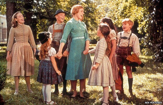 海外セレブの誕生日 10月1日 Happy Birthday Julie ジュリー アンドリュース Julieandrews 1935年生まれの84歳 代表作 メリー ポピンズ の メリー ポピンズ役 サウンド オブ ミュージック の マリア フォン トラップ役