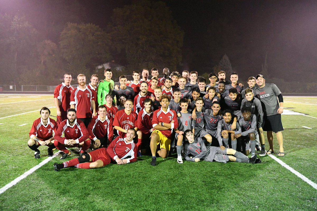 MrJohnsonCville's tweet photo. Incredible night at Shaw Stadium for the 10th Annual Alumni Game! Thanks to all the old #RiseAndShiners for coming out &amp; supporting the program we’ve worked so hard to build up!  Unfortunately, no score was recorded,so we’ll call it a 0-0 draw! 😂 ICB home tomorrow night at 7:00! https://t.co/M4ST9183tp