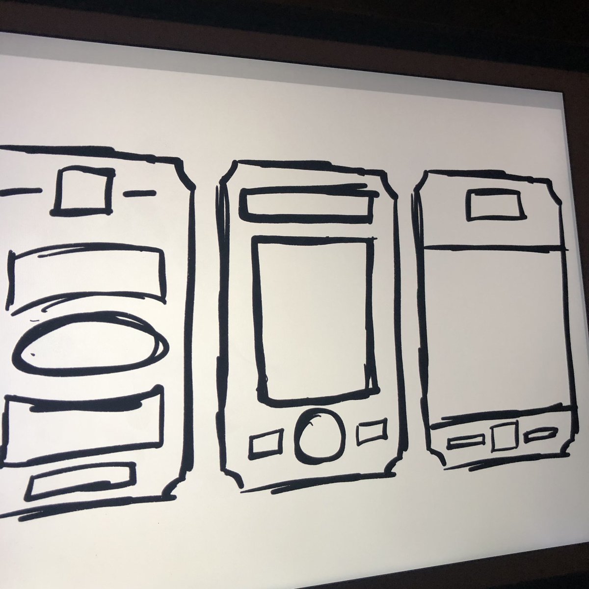 SmeatonCreative's tweet photo. Just doing some quick sketches for a beer brand I’m working on.. #layout #sketches #ipadpro #beer https://t.co/hvn2mMPZ6v