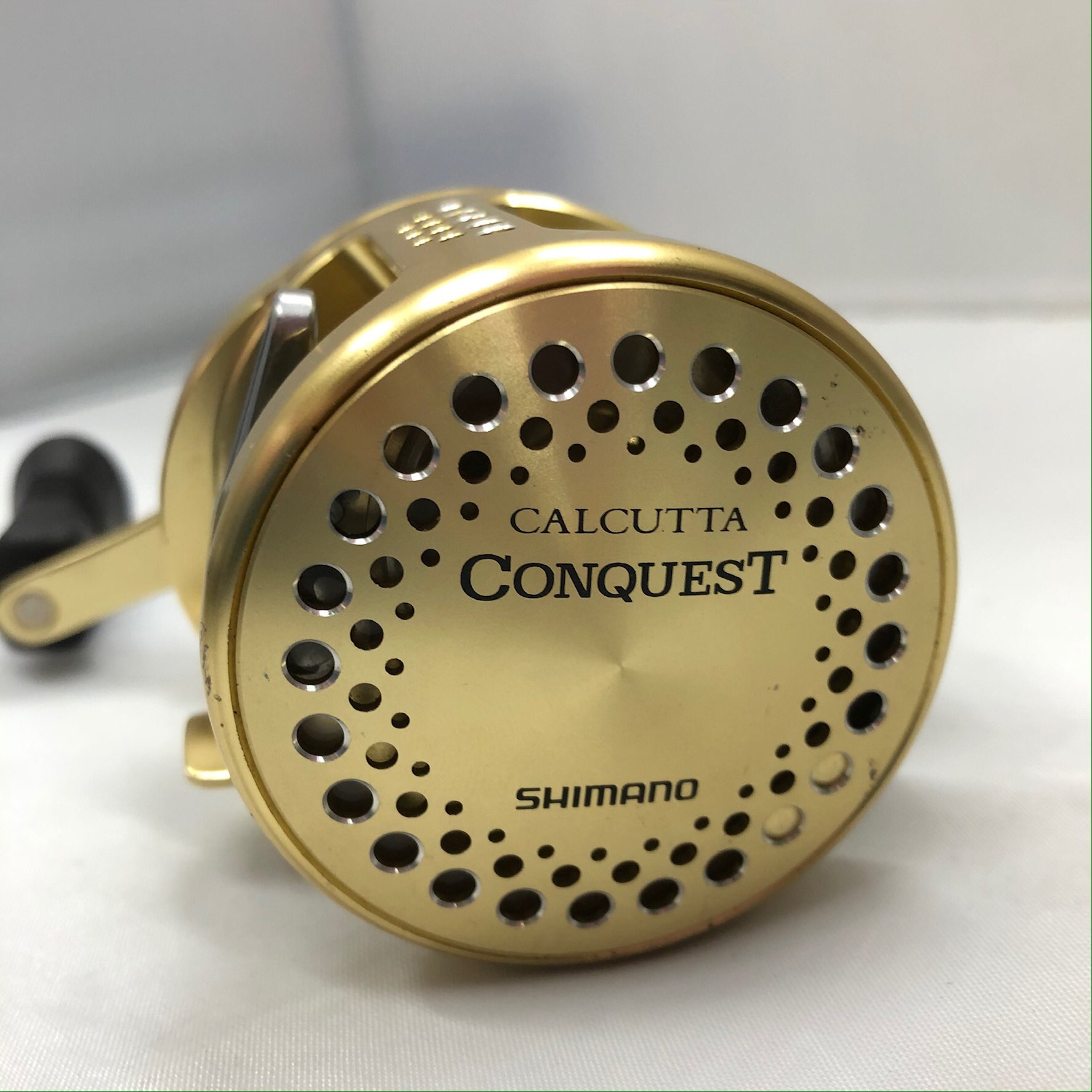 上島釣具店 中古商品 シマノ カルカッタコンクエスト 300f 中古 税 上島釣具店 釣り 釣具 Fishing Fishingtackle Fishingtackles シマノリール シマノ Shimano Shimanofishing リール 海釣り Shimanoreels カルカッタコンクエスト