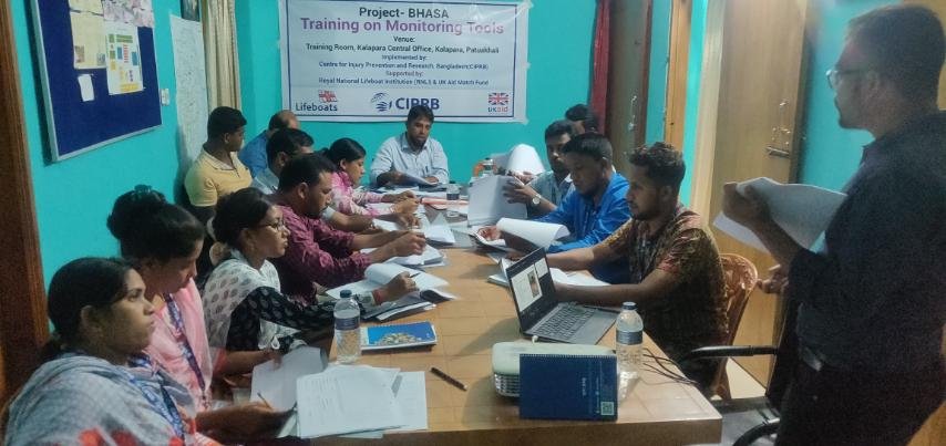 Four days of training on monitoring tools is going on. <a href="/DFID_UK/">DFID</a> funded new Anchals will be fully functional from the year of 2020. <a href="/RNLI/">RNLI</a> <a href="/CIPRB/">CIPRB</a>  #DrowningIsPreventable #Drowningprevention #enddrowning