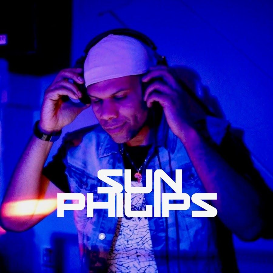 sunphilips's tweet photo. A Bit Of Sun #20 - continuous mix by Sun Philips
🎧 Stream/download: https://t.co/ogE3xtbaH8
➥ Book Sun for your event 👉 contact@sunphilips.com
➥ Subscribe Youtube 👉 https://t.co/FsAg2VzEUa
 #sunphilips #artist #dj #producer #remix #throwback #memories #NYC #Washington https://t.co/ubY6sl26Qm