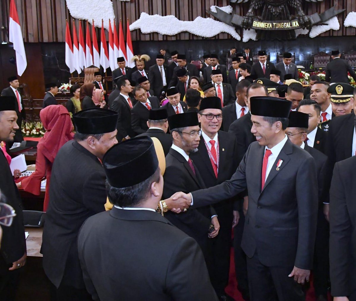 Selamat bekerja kepada para anggota MPR/DPR/DPD RI masa bakti tahun 2019-2024.