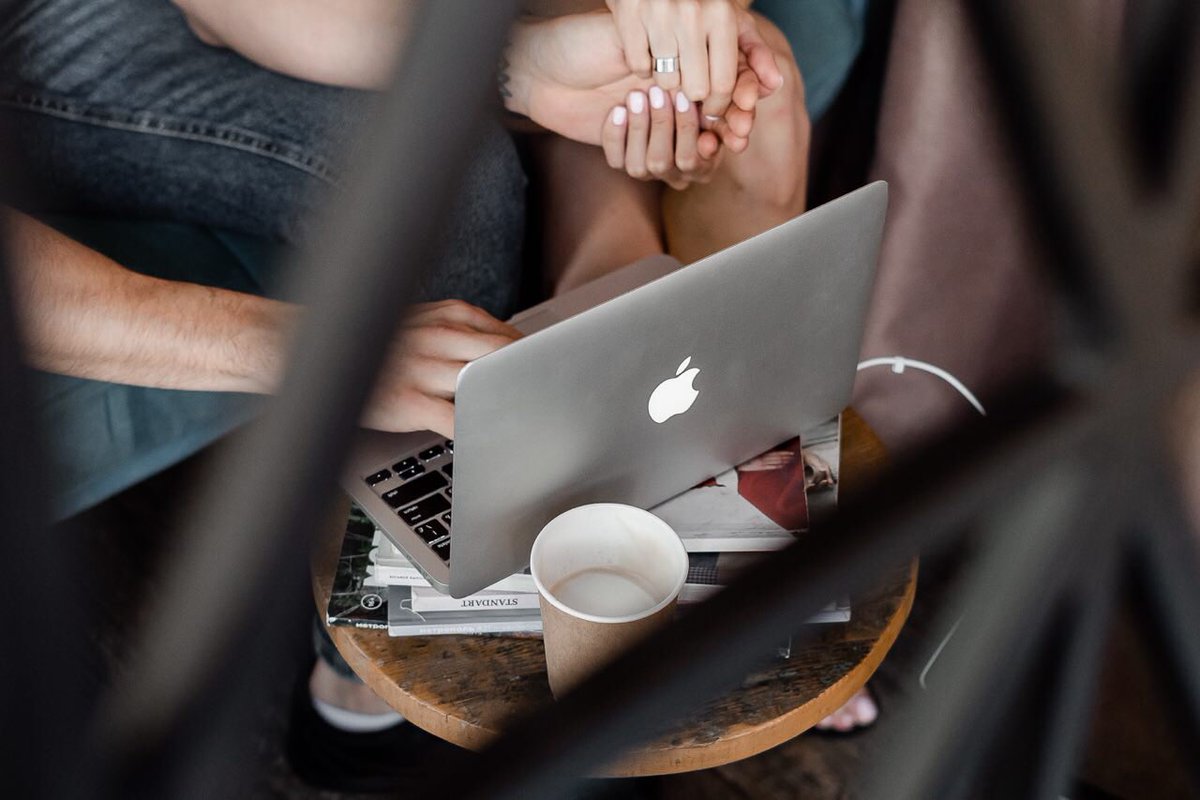 AnWires's tweet image. The universal charging cable for your MacBook — fits all Apple laptop models.
⠀
We’ll deliver the universal cable to your home in 20 days. We take pre-orders 24/7 at anwires.com
#anwires