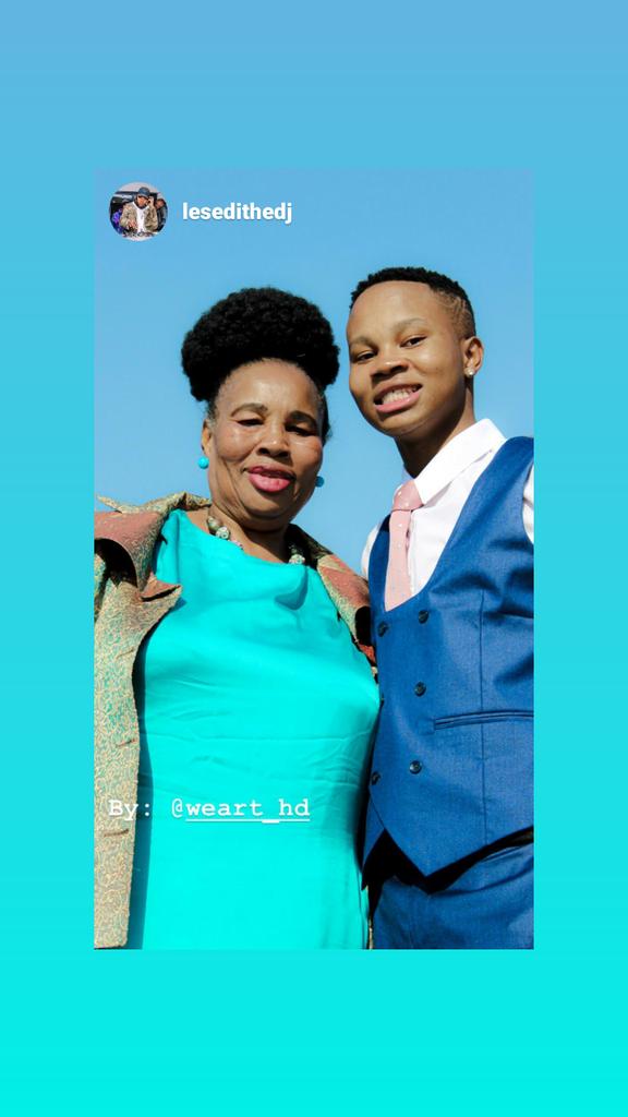 weart_hd's tweet image. @LesediTheDJ w/  @weart_hd on the #photography #promshoot #outdoorshot