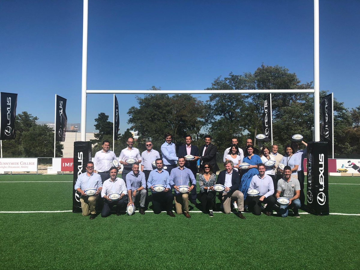 Alex_FK's tweet photo. El rugby es una auténtica escuela de valores. Ayer @LexusSpain tuvo el privilegio de disfrutar de una charla de @Tikiseven, entrenador del #LexusAlcobendasRugby sobre los valores que más destacan: sentido de pertenencia, compromiso, entusiasmo, generosidad y humildad. #LexusTeam https://t.co/f4v8G4LN7U