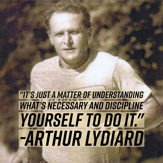 RunningNiche's tweet image. Never too late in the evening for a #MotivationMonday! “It’s just a matter of understanding what’s necessary and discipline yourself to do it.” -Arthur Lydiard #RunningQuotes #LydiardMethod #ArthurLydiard #RunningNiche #Running instagram.com/p/B3D-TRYjMPj/