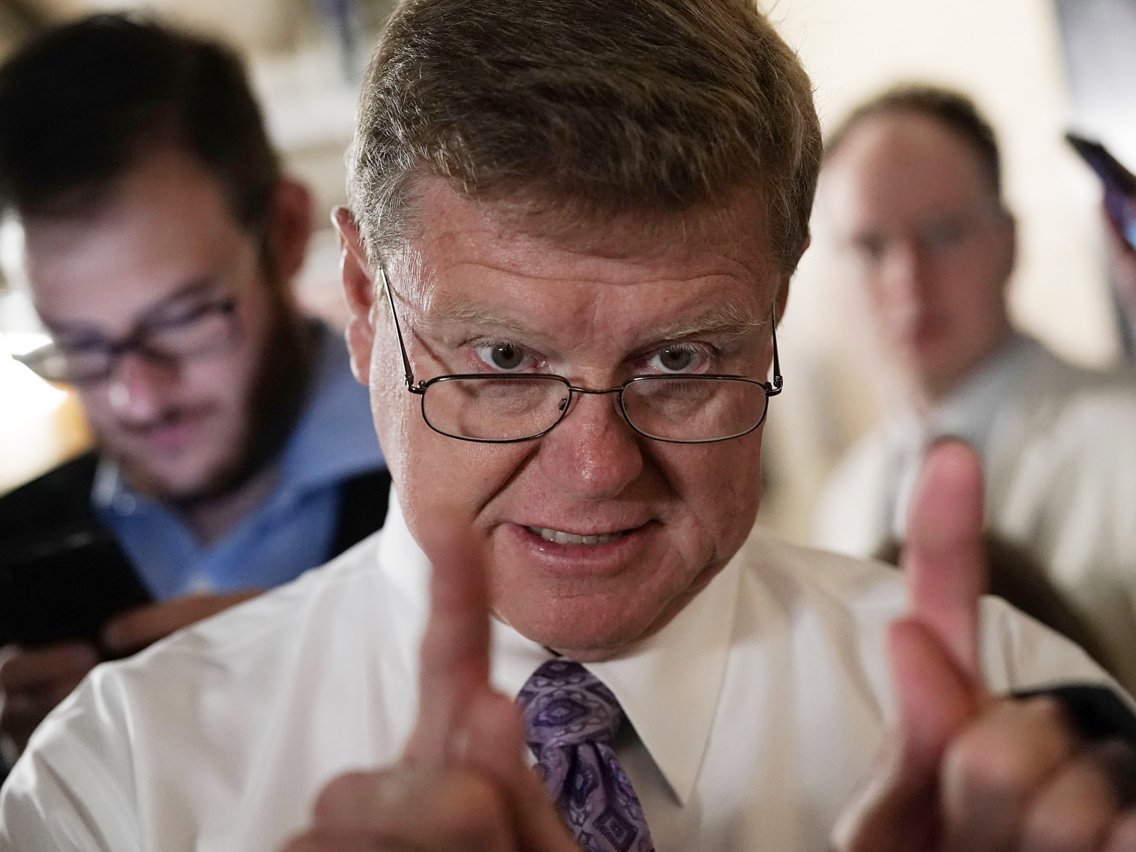 Primal_Digest's tweet image. #MarkAmodei 1st House Republican to support Trump impeachment inquiry
businessinsider.com/mark-amodei-1s…