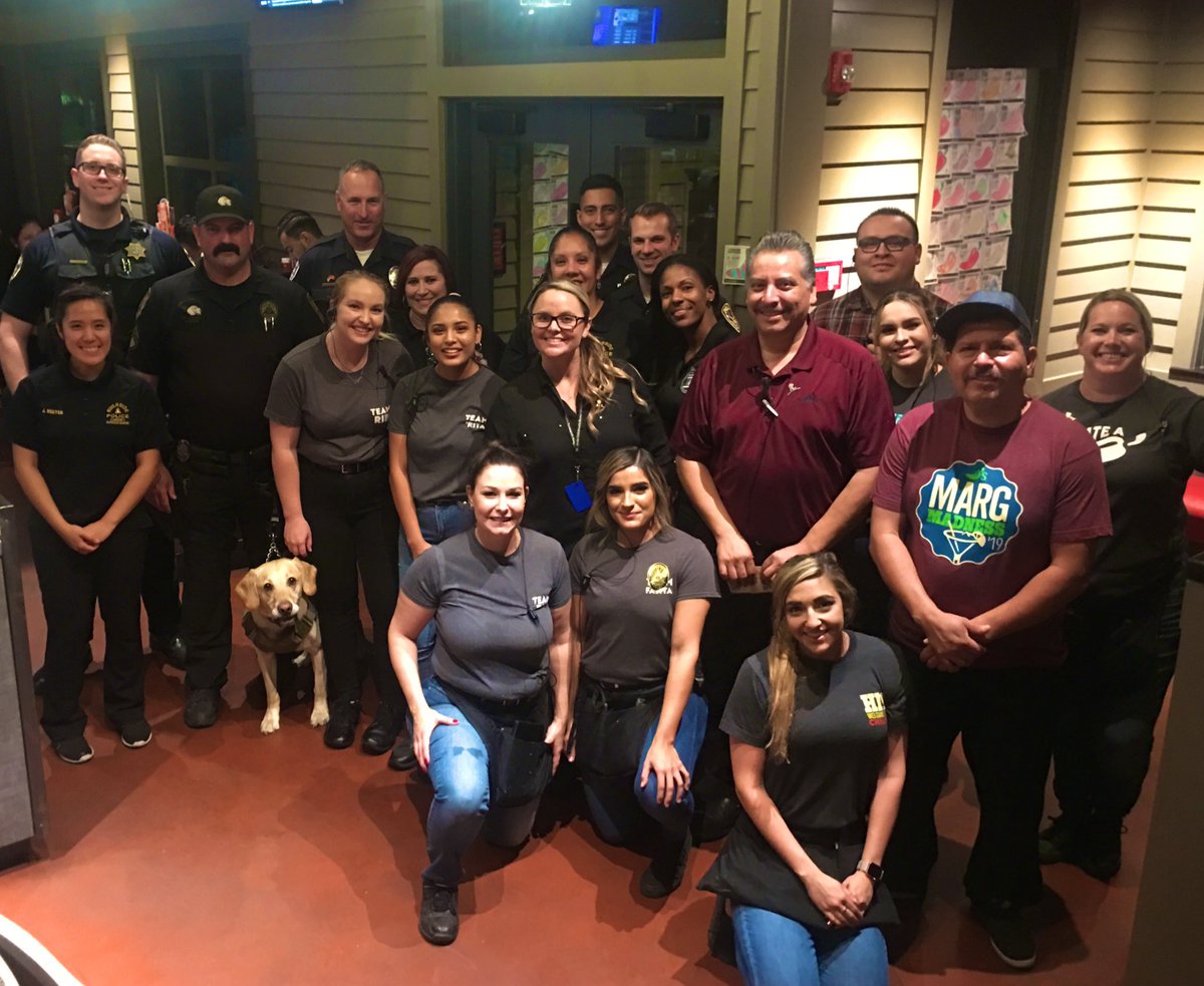 stef_stokes's tweet photo. So much fun for Donate Profits Day and @RiversidePolice serving our community! Still tallying up our @StJude donations! #chilislove @marcosalatorre @JBarraza6 https://t.co/nM3gvrMDPU