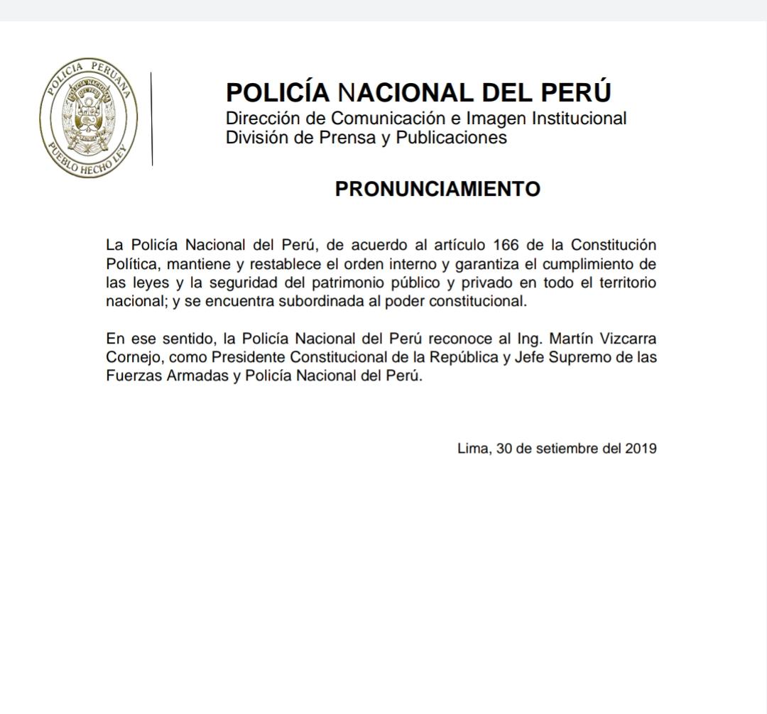 Politica_ECpe's tweet photo. #URGENTE La Policía Nacional del Perú, el Comando Conjunto de las Fuerzas Armadas, el Ejército, la Marina de Guerra y la Fuerza Aérea del Perú emiten comunicado en el que reafirman que Martín Vizcarra Cornejo "es el jefe supremo de las Fuerzas Armadas y Policía Nacional del Perú" https://t.co/gWhHs5pYnq