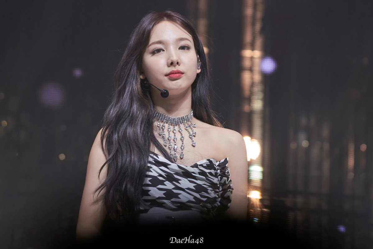 Daeha48 Feel Special Showcase 나연 트와이스 Twice 나연 Nayeon T Co Ykksuuosdv Twitter