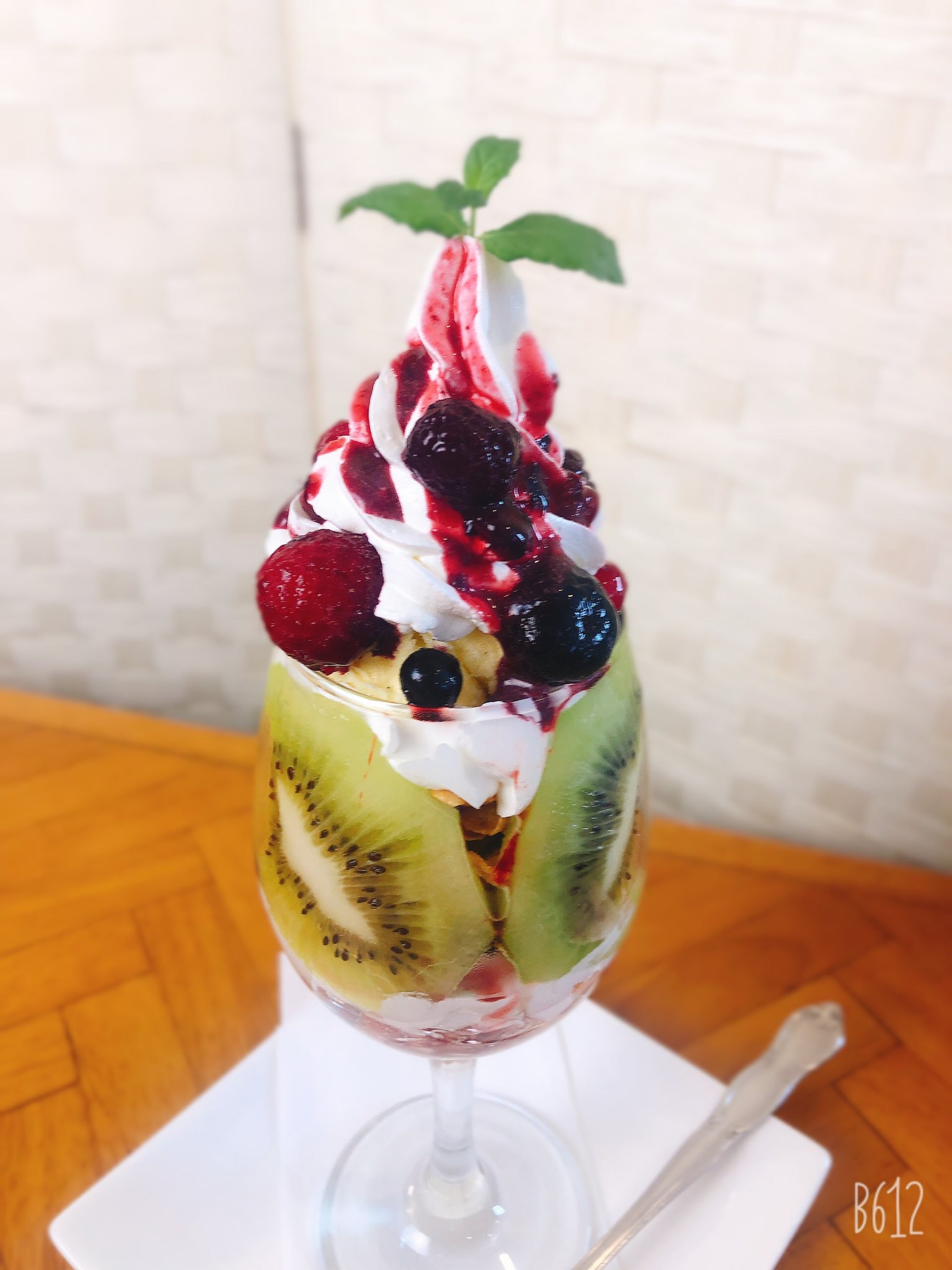 ラリーのしあわせ 宮崎市のカフェバル Sur Twitter 今日はタウンみやざきさんの取材がありました 11月号のまちなか特集に カフェバルラリーのパフェが掲載されます ぜひ11月号をチェックしてみてください 宮崎 宮崎県 宮崎市 宮崎市カフェ 宮崎市 ラリーのしあわせ 宮崎市のカフェバル Sur Twitter 今日はタウンみやざきさんの取材がありました 11月号のまちなか特集に カフェバルラリーのパフェが掲載されます ぜひ11月号をチェックしてみてください 宮崎 宮崎県 宮崎市 宮崎市カフェ 宮崎市