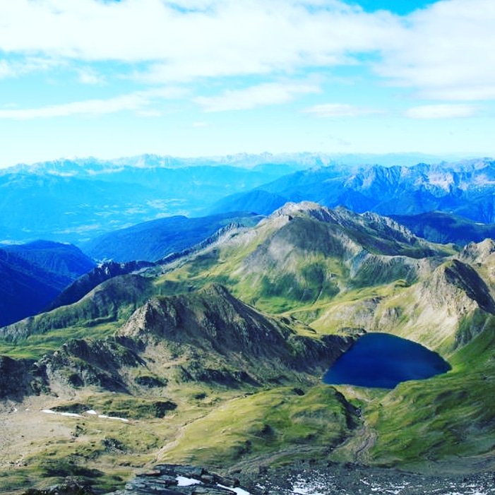 Berge sind stille Meister und machen schweigsame Schüler.
"Johann Wolfgang von Goethe"