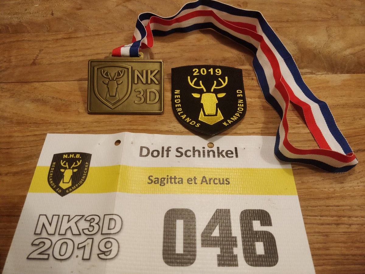 YES !!
Nederlands kampioen .
3-D Handboogschieten.