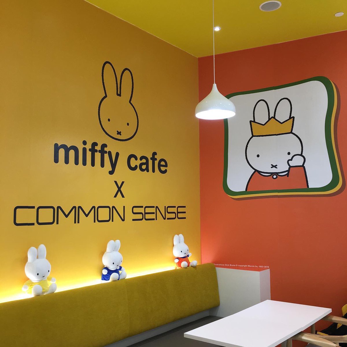 clicklicensing's tweet photo. Miffy is ready to serve your favorite desserts and beverages in a whole new level of cuteness! 💛

Visit Miffy Cafe at Common Sense store in First World Hotel, Genting Highlands, Pahang, Malaysia.

#Miffy #MiffyCafe #MiffyMalaysia #CommonSense #ClickLicensingAsia https://t.co/zKkPP8tgKZ