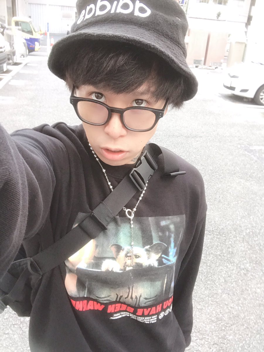 ChangingN's tweet image. GUのギズモスウェット🐈
女の子用だけど可愛いので着ております。
今日は横浜ベイシス‼️オーストラリアからのバンドも出るよ‼️リハかっこよかったよ‼️
18時半オープン‼️是非遊びに来てねー