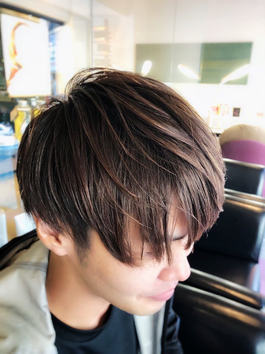Rino Mikami Ladhair A Twitter 爽やかメンズショート マッシュベースにカットして 柔らかい曲線に動くように毛先を丁寧にカット 直毛さんもばっちこいです 目線に被る前髪がオシャレ感 札幌美容室 大通美容室 メンズヘア メンズカット メンズヘア