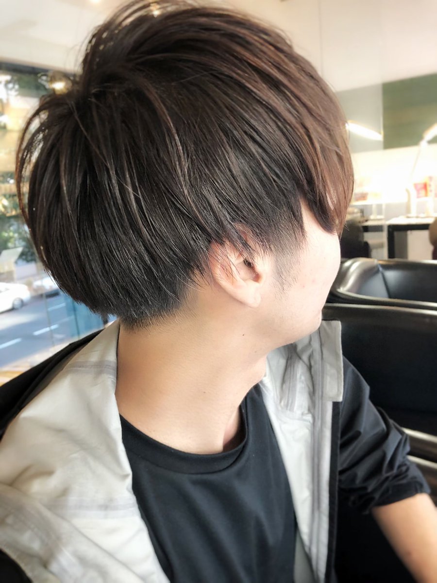 Rino Mikami Ladhair A Twitter 爽やかメンズショート マッシュベースにカットして 柔らかい曲線に動くように毛先を丁寧にカット 直毛さんもばっちこいです 目線に被る前髪がオシャレ感 札幌美容室 大通美容室 メンズヘア メンズカット メンズヘア