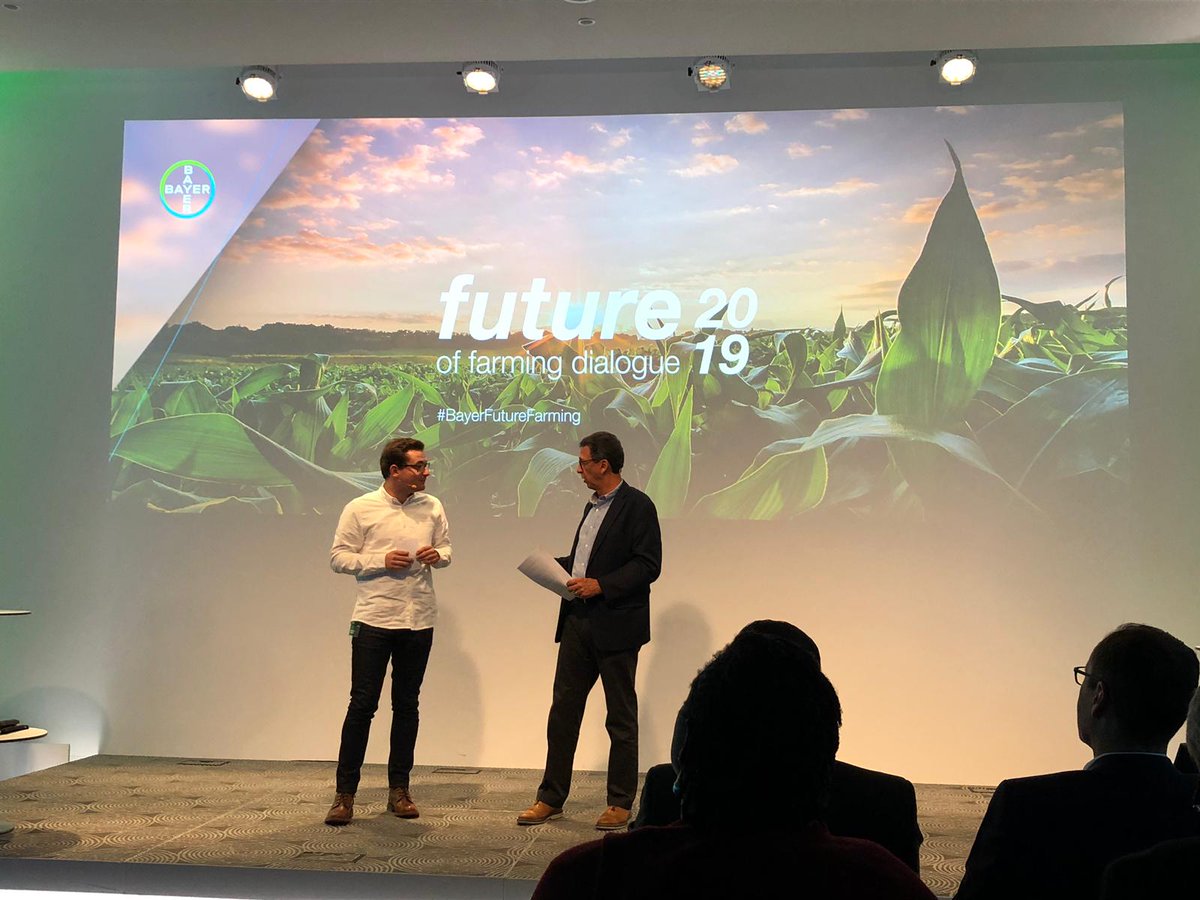 Bayer Crop Science España (@bayer4cropses) on Twitter photo #BayerFutureFarming cuenta con dos moderadores de nivel:
👉 <a href="/franksesno/">Frank Sesno</a>
👉 <a href="/KKockerols/">Konstantin Kockerols</a>
Muy ligados a la agricultura en su faceta comunicativa y de líder de opinión. #BayerFutureFarming cuenta con dos moderadores de nivel:
👉 <a href="/franksesno/">Frank Sesno</a>
👉 <a href="/KKockerols/">Konstantin Kockerols</a>
Muy ligados a la agricultura en su faceta comunicativa y de líder de opinión.