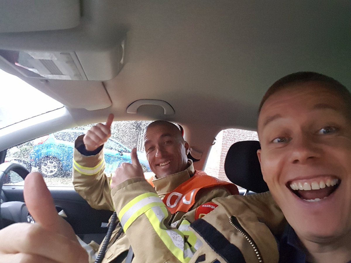 WoltersKevin's tweet image. #Observeren en #evalueren bij regionale #OVD oefeningen #indeautoregenthetnietbuitenkeihard @brandweerln