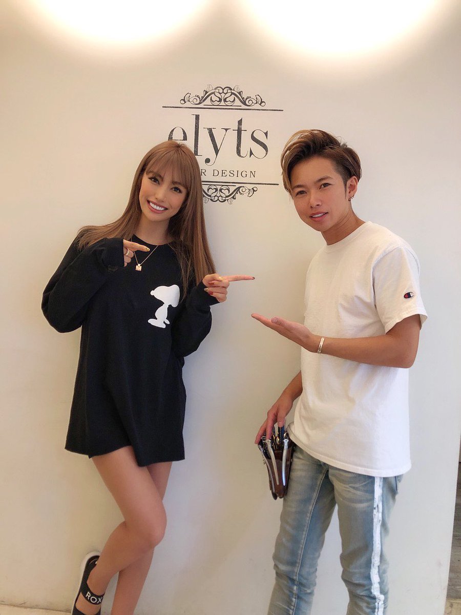 cjd_junon's tweet photo. 本当毎回お任せでステキにしてくれる@yuta19850507 そして安定の適当キャラは癒しを与えてくれます。笑   #渋谷美容院 #エリーツ #elyts #junon https://t.co/sz8tBGU57C