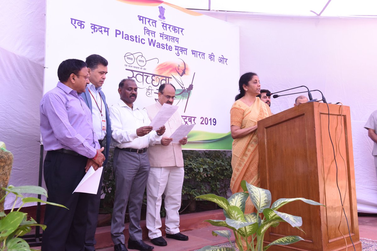 nsitharamanoffc's tweet photo. Smt @nsitharaman administers the 'Swachhata Pledge' to the officials of the Ministry of Finance. Everyone resolves to eliminate 'Single Use Plastics' both in official and personal spheres of life. https://t.co/ukjZLAJCjK