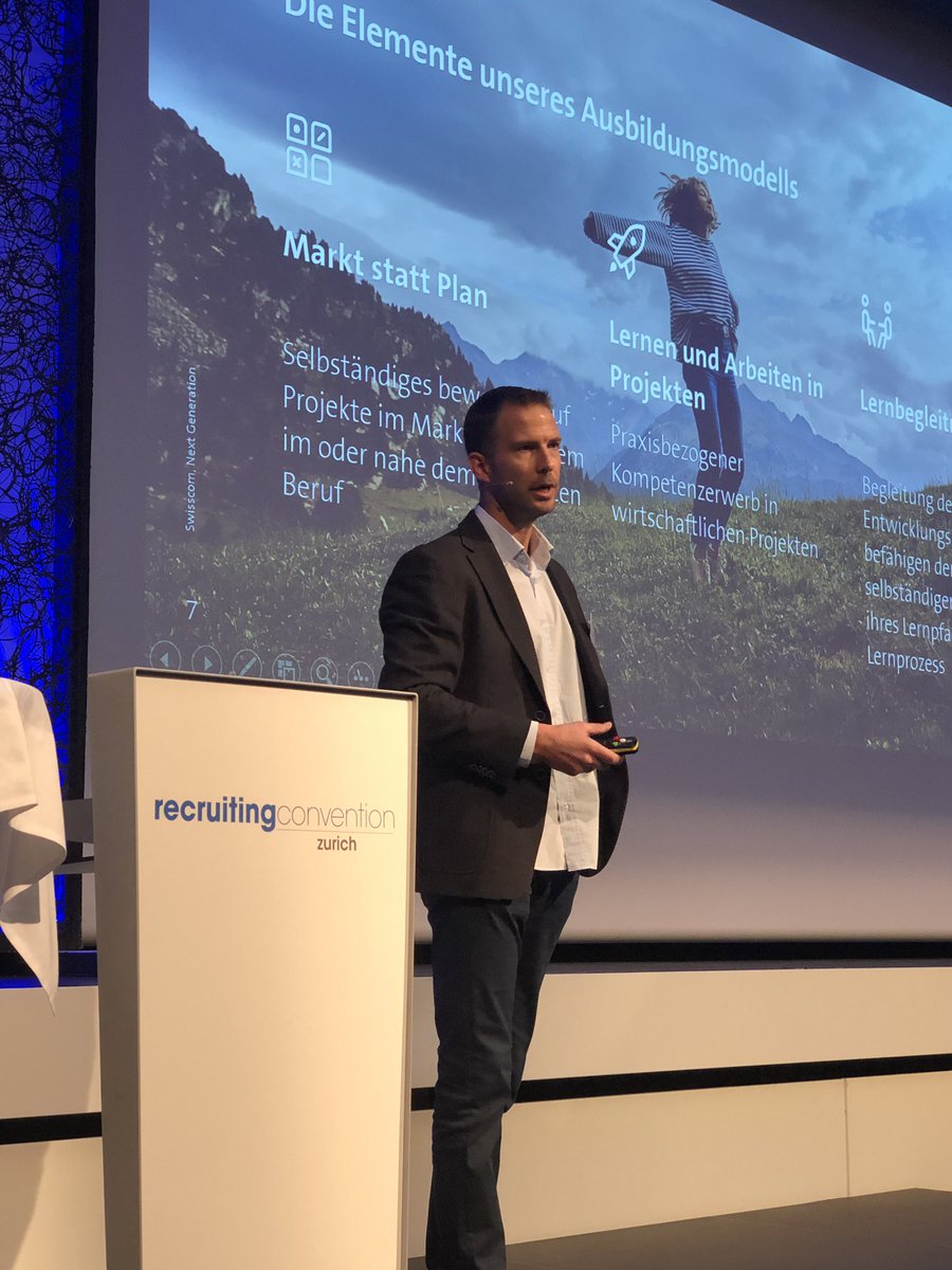 Die Recruiting Convention 2019 ist gestartet. <a href="/marcmarthaler/">MaMa</a> von der @Swisscom_de eröffnet den Tag mit dem NextGeneration Projekt #rcz19 #prospective #recruiting #zürich #Rekrutierung #personalgewinnung