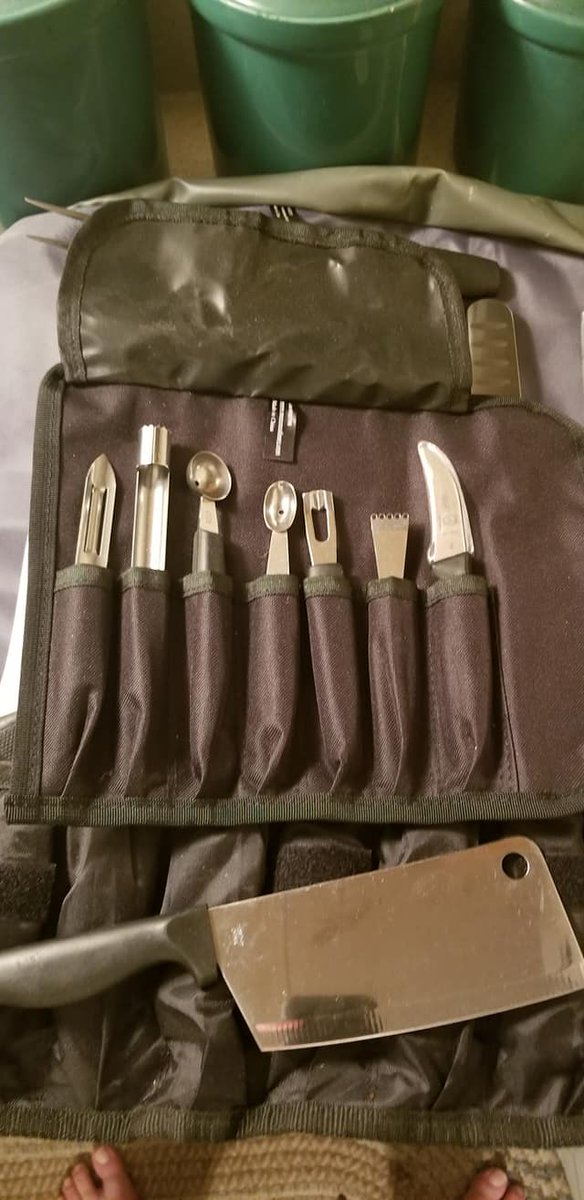 teonious's tweet image. 