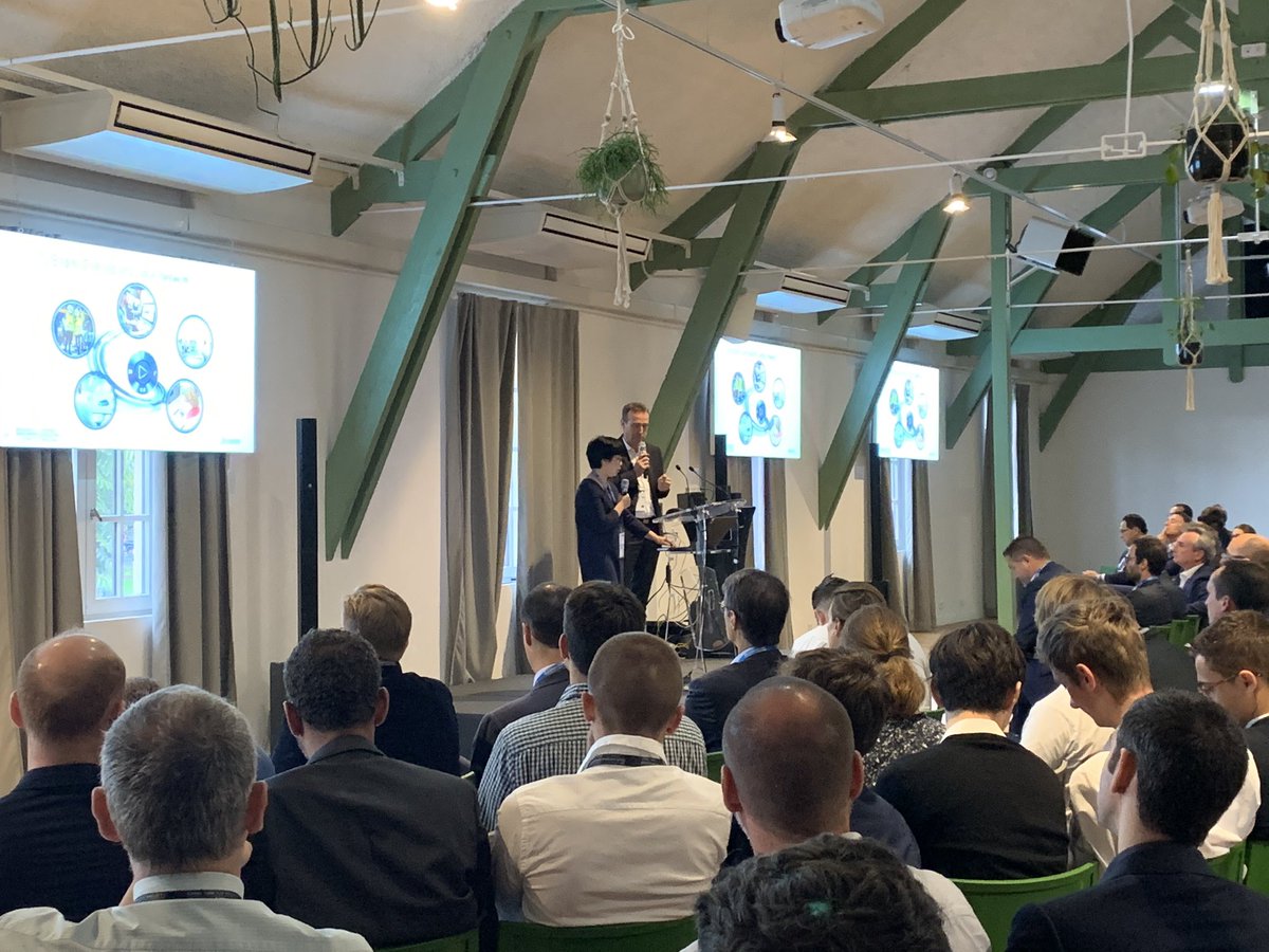 agathebrice's tweet image. #MODSIM19 @ceciledoan &amp;amp; Eric Bienvenue sur scène pour présenter les stratégies et synergies de nos solutions @3DSCATIA @3DS_SIMULIA  @3DSfrance