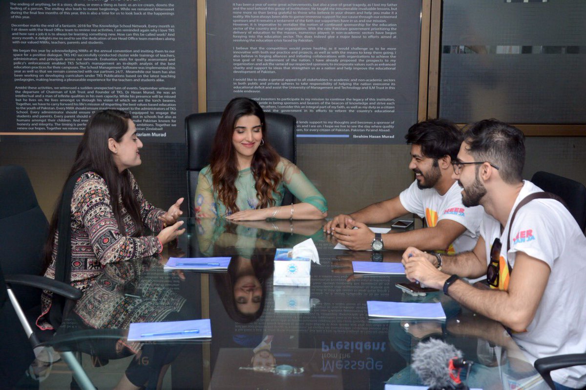#HeerMaanJa lead 💫 #HareemFarooq makes an appearance at the University of Management &amp; Technology in #Lahore yesterday❗️