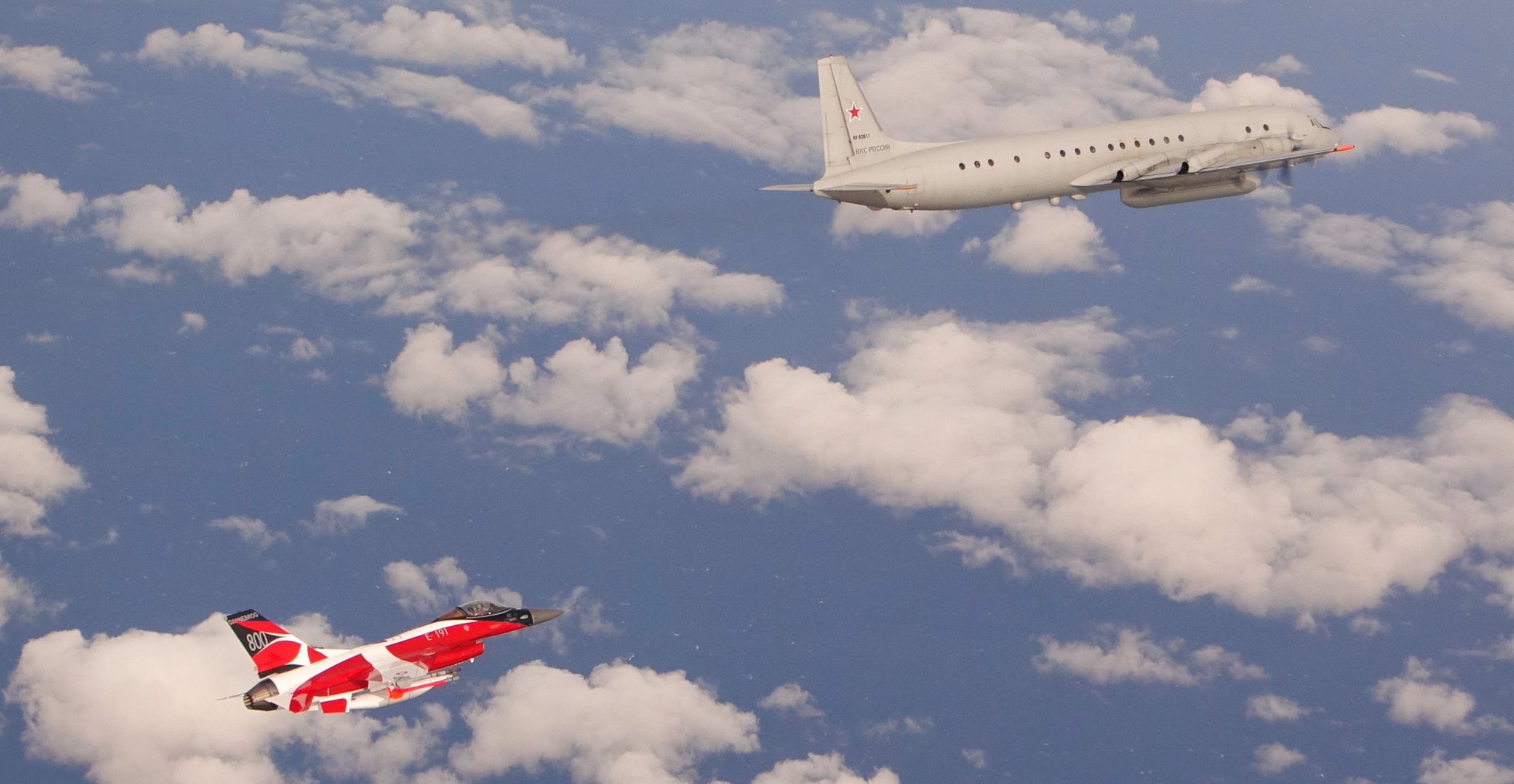 EFy1-qQXYAEBmrv.jpg:large