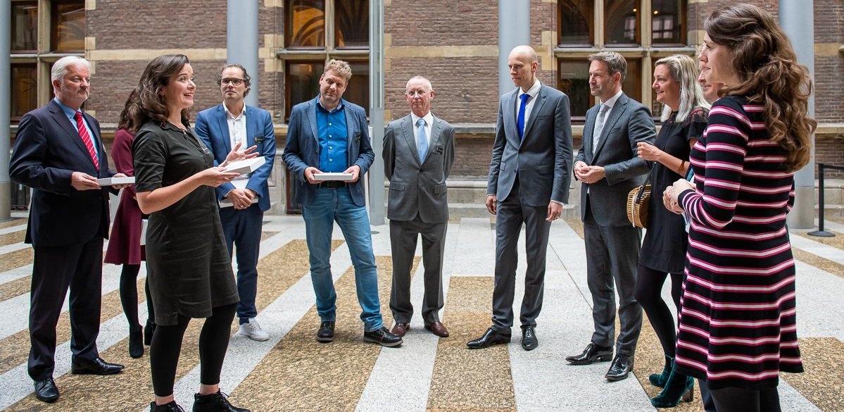 Platform Woonstarters is een initiatief van SVn in co-creatie met ontwikkelaars, overheden, beleidsmakers, experts en financiers. Het doel: nog deze kabinetsperiode willen we de problemen van starters oplossen, dan wel oplossingen in gang zetten.

svn.nl/problemen-star…