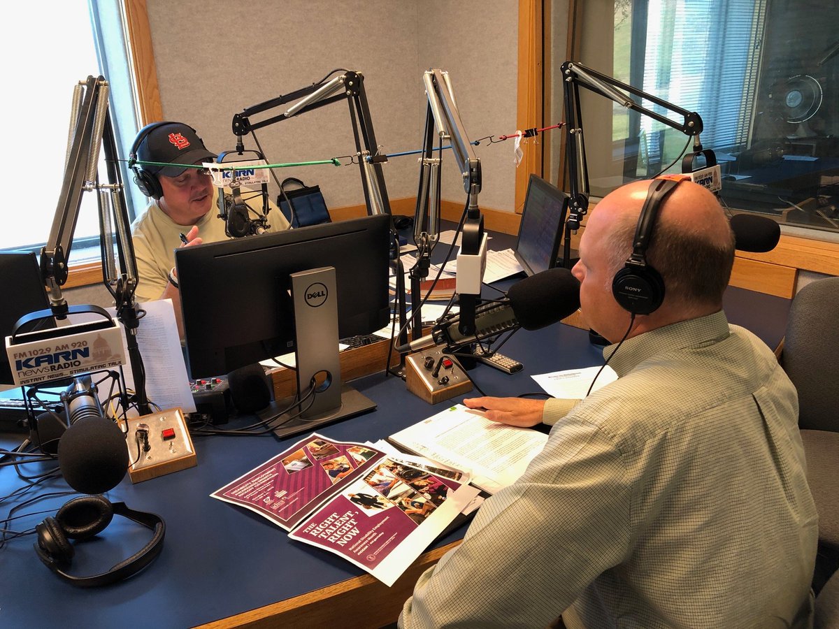ArkansasDWS's tweet photo. BIG thanks to KARN and Kevin Miller for having ARS Commissioner Alan McClain on the air to talk about National Disability Employment Month and our kick-off celebration at the Capitol this morning! 

#NDEAM  #ARDEAM https://t.co/kbthCPtSSo