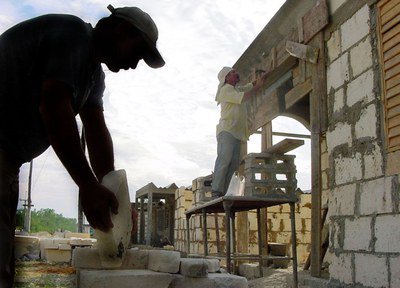 Prioriza Vertientes situación de la vivienda (+Audio) radiovertientes.wordpress.com/2019/10/01/pri…