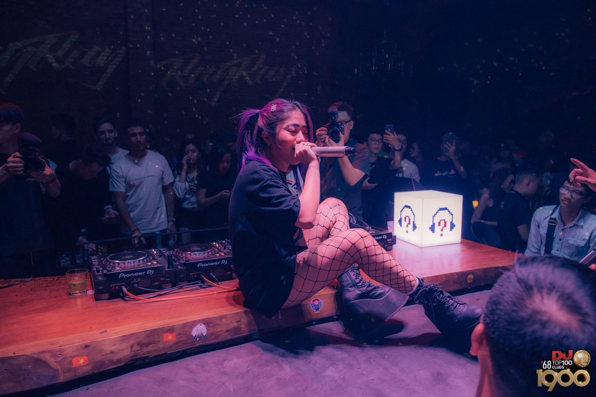 DJRayRay_Taiwan's tweet photo. Did a fucking massive set at @1001tracklists @1900.hn @wiredmusicweek last weekend in Hanoi! Thank you all for the maximum support!! CRAZYYYYY! 🥺🥺🥺
📸 by @ai.nguyen99 https://t.co/Dm3Lf2pWWq