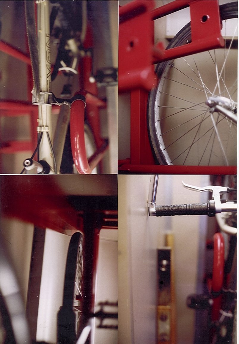BCCletts's tweet image. Well not so sure - this design on #Class442 on #GuardsOffice 'bars foul ceiling, hooks wrong position, wheels not in contact with trays.
Bike fell down on guard causing injury 
Maybe @DriverPotter  or @attheRumourDesk  has more detail (historic)
