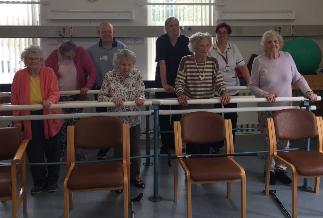 GorseinonT's tweet image. Community Physiotherapists promoting @OlderPeoplesDay @GorseinonT @SBUHB @thecsp exercise classes, health&amp;amp; well-being information &amp;amp; available services across Swansea