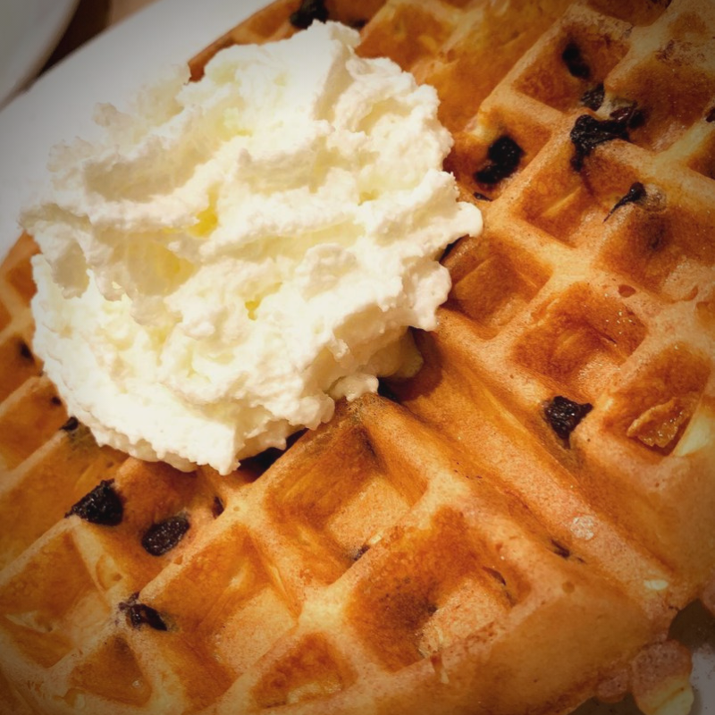 BlackCowCafe's tweet photo. Go for it...Have the waffle for breakfast. It's okay to have a little sweetness in your life. Pair it with your favorite coffee or tea to round off your breakfast. 
https://t.co/j3KIqzZVCA

#waffle #tea #coffee #breakfast #service #happy #meetmeinmontrose #foodie #food #yum #la https://t.co/cmV7HxKmX7