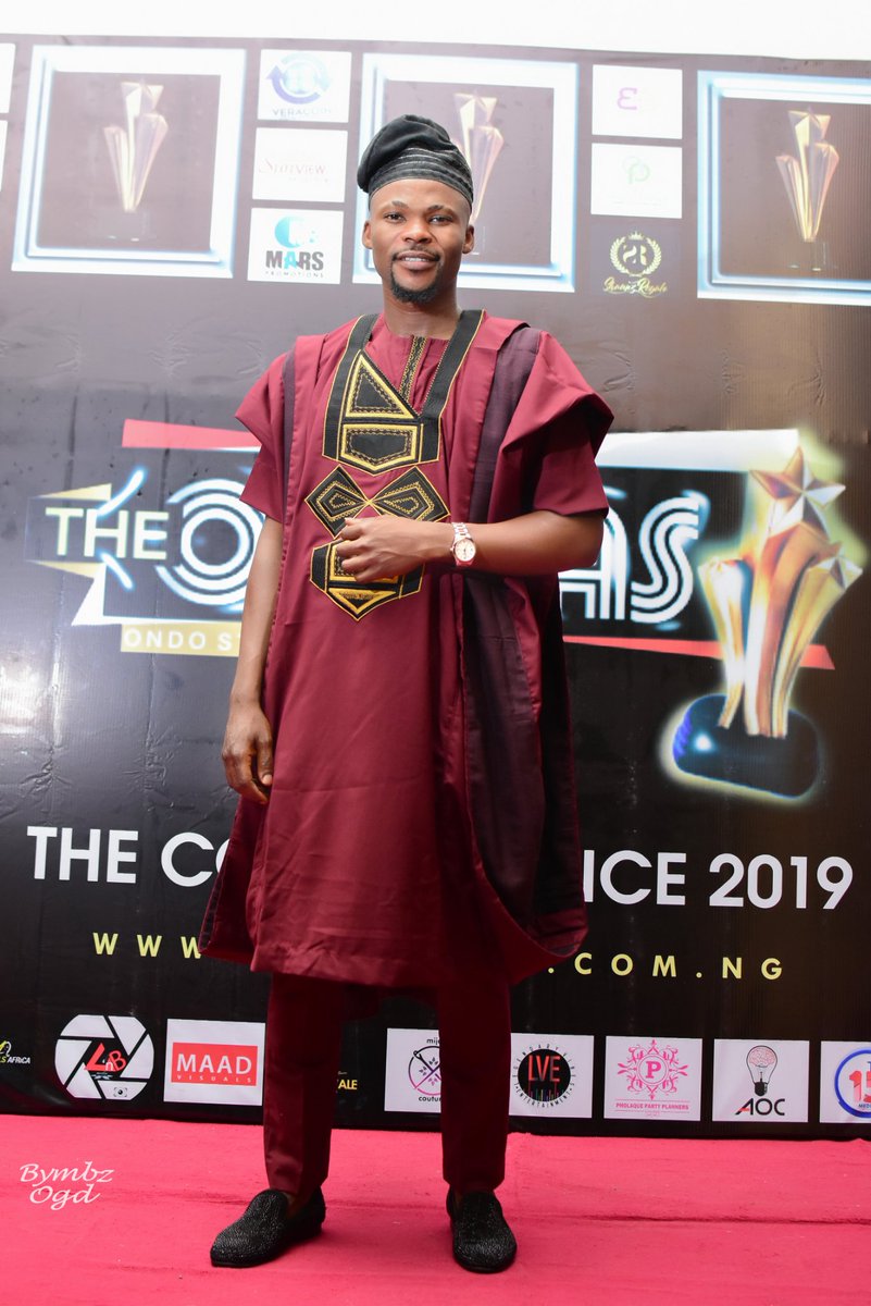 mclayor's tweet photo. I'M HUMAN
I'M AN AFRICAN 
I'M A NIGERIAN 
HAPPY INDEPENDENCE DAY! 
GOD BLESS NIGERIA!

#OSMA_19 #OSMA_19HOST https://t.co/gYWhOw57mL