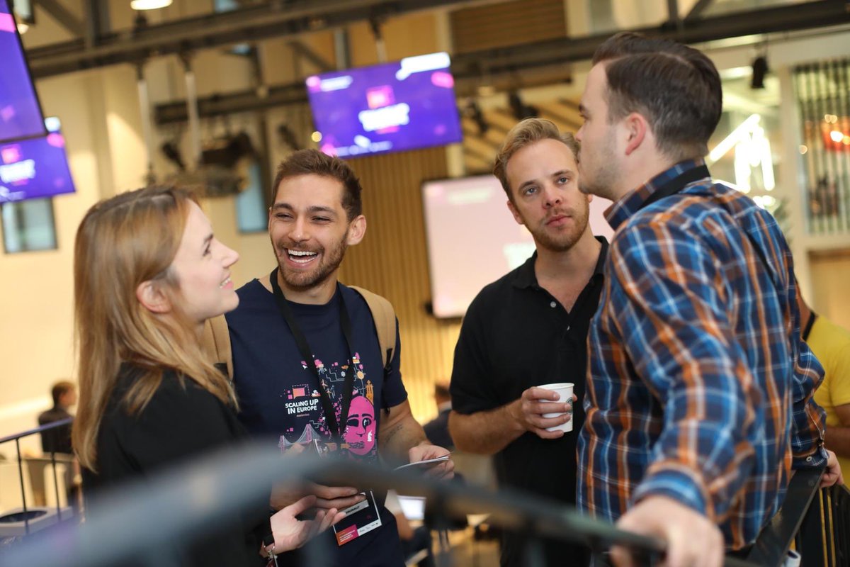 eu_lighthouse's tweet image. Class in session! Topics: Growing fast, building brand love,how to fail at building a team👯‍♀️, any one can start but can you scale?📈Sell while you sleep😴  and many more! #scalingmasterclass @eu_lighthouse @softlanding_eu