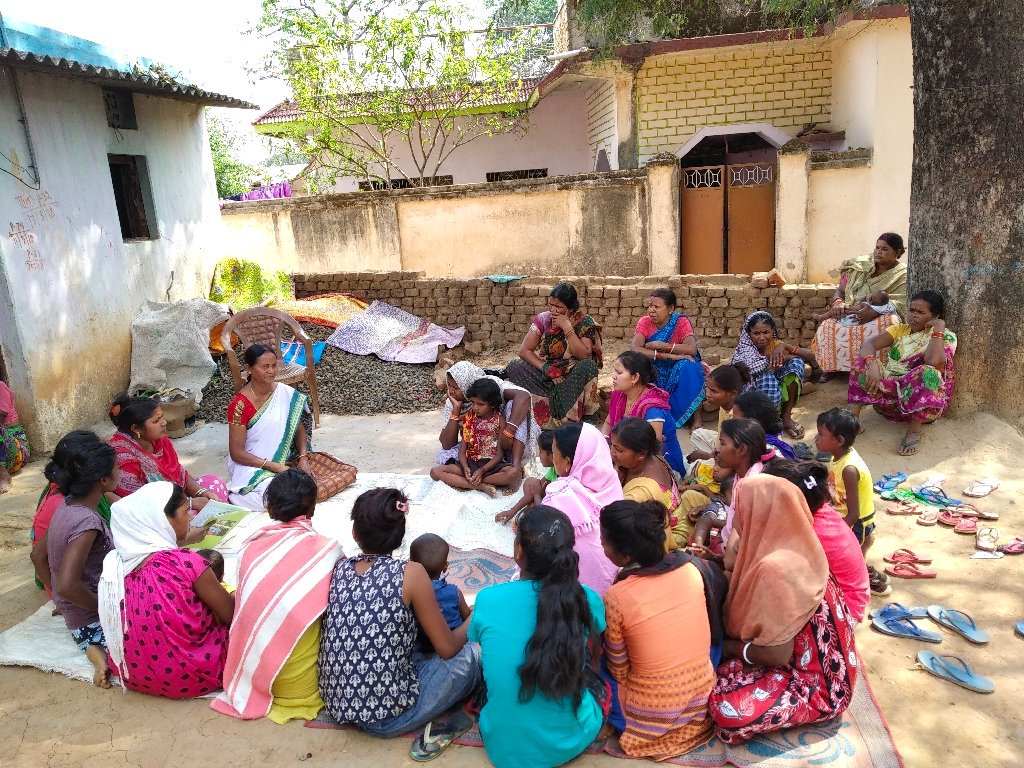 Participatory Learning and Action (PLA) for reducing neonatal deaths and improving maternal health
Observing a PLA session for quality audit
#ParticipatoryLearningAndAction #PLA #Jharkhand #neonataldeath #MaternalHealth #QualityAudit #health #communityparticipation #publichealth