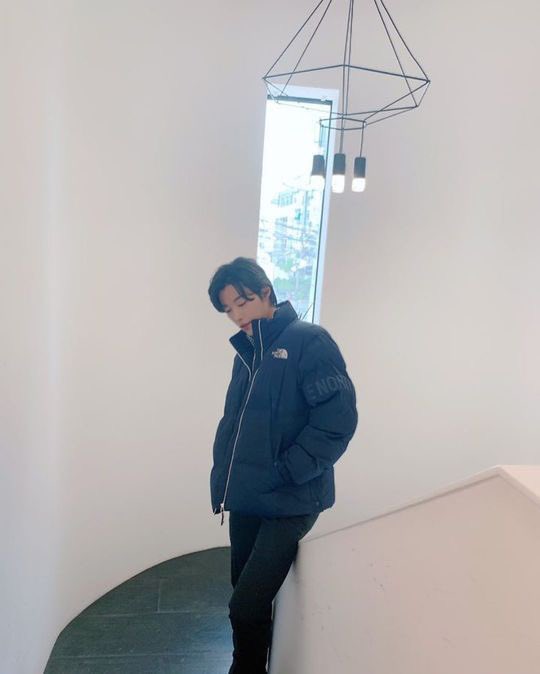 wdheffect's tweet photo. 우도환, 여심 저격 섹시 비주얼 여전해 ‘눈빛 하나에 심쿵’[SNS★컷] (출처 : 뉴스엔 | 네이버 TV연예) 

https://t.co/i1c08SFQB4 https://t.co/NbPApDIph7