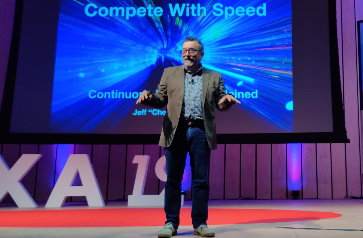 wouterla's tweet image. Next up: @chzy  on continuous delivery with &apos;Compete with Speed&apos;.
#XA19 #experienceagile