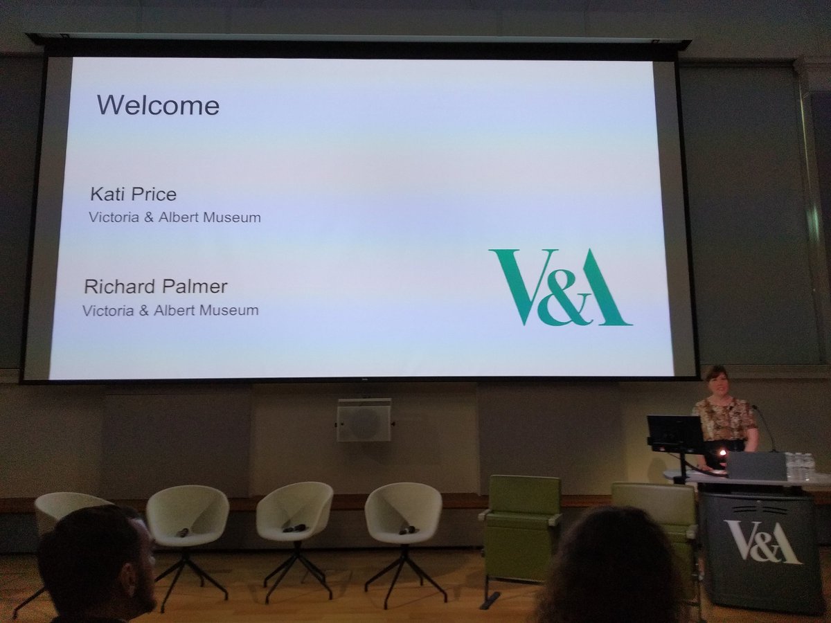archaeologic_al's tweet image. At @V_and_A for a #LinkedArt workshop